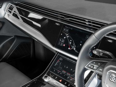 2026-Audi-Q8-45-TDI-quattro-Auto-Black-Edition_10