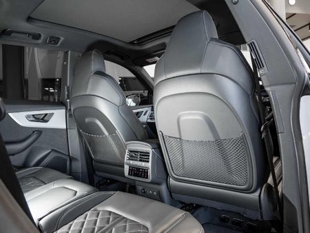 2026-Audi-Q8-45-TDI-quattro-Auto-Black-Edition_16