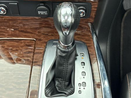 2022-Nissan-Patrol-56-V8-Tekna_9