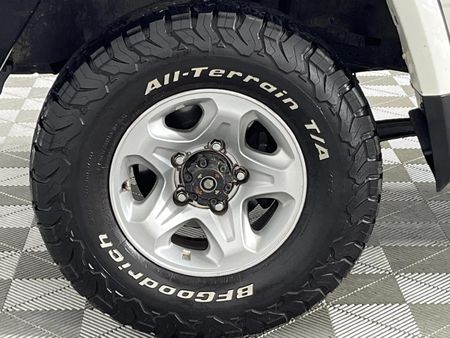 2013-Toyota-Land-Cruiser-79-40-Single-Cab_2