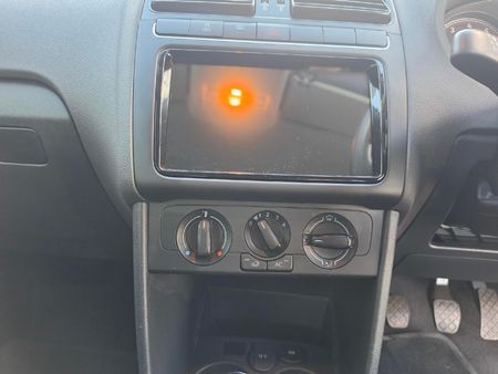 2026-Volkswagen-Polo-Vivo-14-Life_12