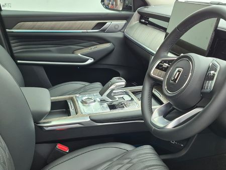 2026-GWM-Tank-500-20T-Ultra-Luxury-Hybrid-4x4-Auto_17