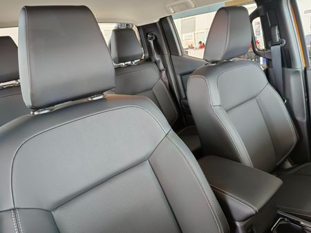 2026-Mitsubishi-Triton-24-Di-DC-Xtreme-Double-Cab-4-x-2-Auto_9