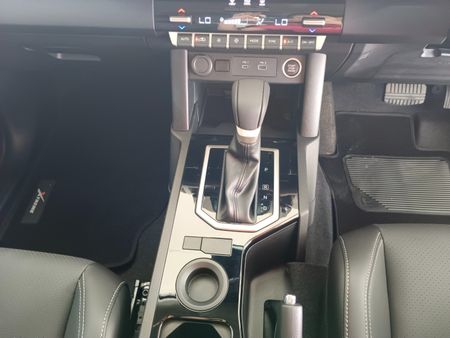 2026-Mitsubishi-Triton-24-Di-DC-Xtreme-Double-Cab-4-x-2-Auto_13