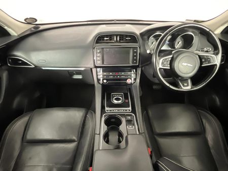 2017-Jaguar-F-Pace-20Di4-AWD-R-Sport_1