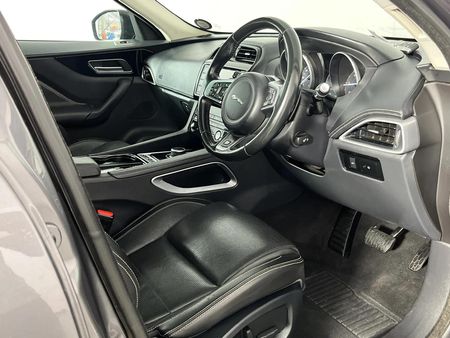2017-Jaguar-F-Pace-20Di4-AWD-R-Sport_7