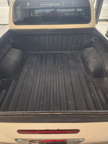2017-Toyota-Hilux-28-GD-6-Raider-4x4-Double-Cab-Auto_5