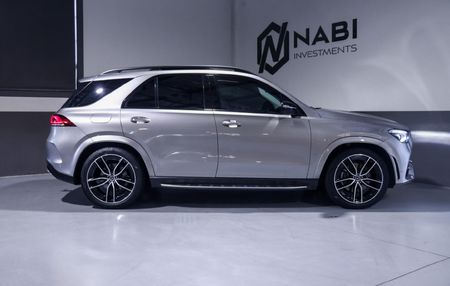 2019-Mercedes-Benz-GLE-400d-4Matic_2