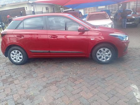 2017-Hyundai-i20-14-Motion-Auto_4