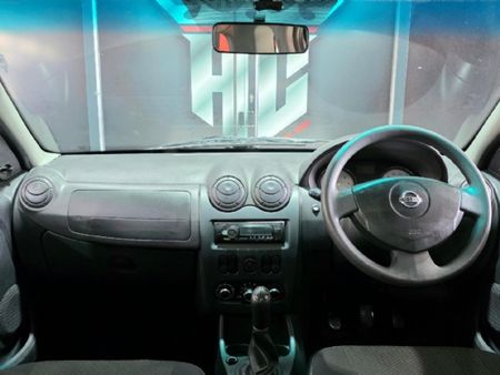 2022-Nissan-NP200-16-AC-Safety-Pack_11