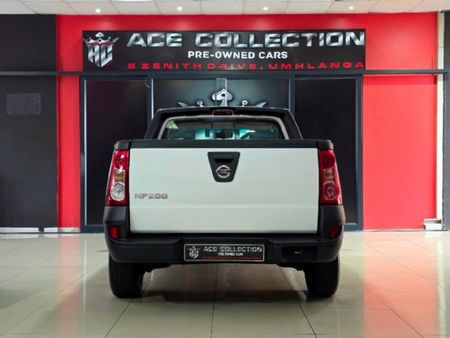 2022-Nissan-NP200-16-AC-Safety-Pack_5