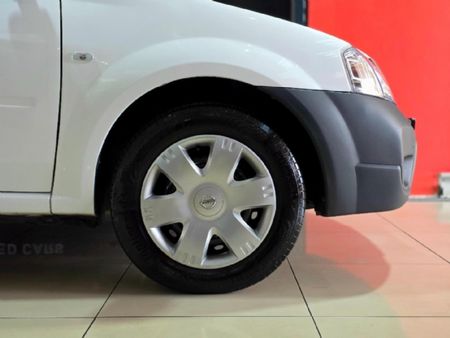 2022-Nissan-NP200-16-AC-Safety-Pack_8