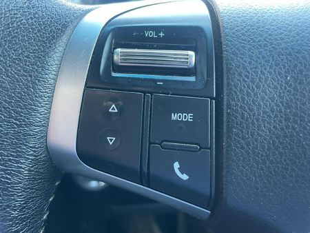 2021-Isuzu-D-Max-300-LX-Auto-Double-Cab_15