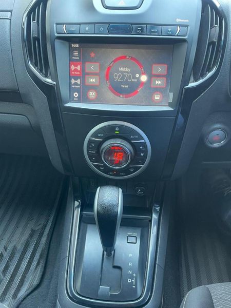 2021-Isuzu-D-Max-300-LX-Auto-Double-Cab_18