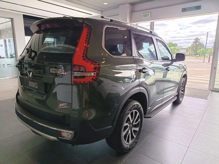 2025-Mahindra-Scorpio-N-22D-4X4-Auto-Z8l_5