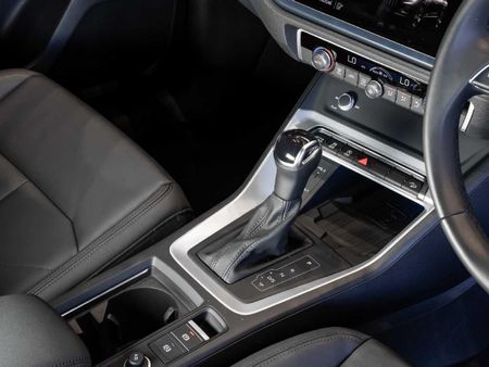 2025-Audi-Q3-35TDI-S-Tronic_9