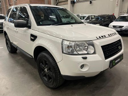 2010-Land-Rover-Freelander-II-22-TD4-E-S_0