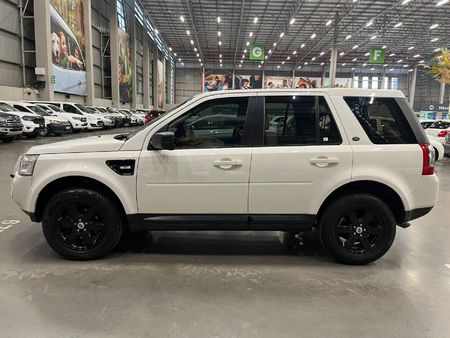2010-Land-Rover-Freelander-II-22-TD4-E-S_5