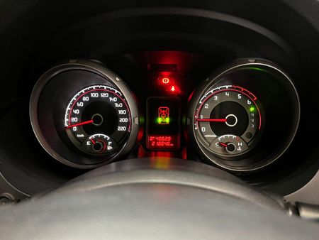 2013-Mitsubishi-Pajero-32-Di-Dc-GLS-Auto_10