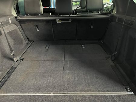 2019-Land-Rover-Discovery-30-TD6-HSE_10