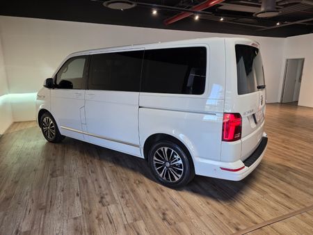 2022-Volkswagen-Caravelle-T61-20-BiTDI-Highline-Auto-4Motion-146kW_0