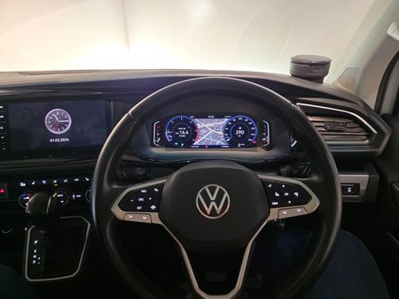 2022-Volkswagen-Caravelle-T61-20-BiTDI-Highline-Auto-4Motion-146kW_9