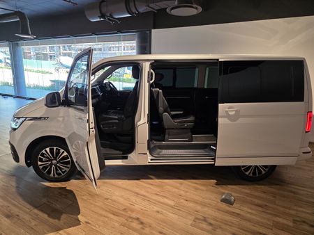 2022-Volkswagen-Caravelle-T61-20-BiTDI-Highline-Auto-4Motion-146kW_14