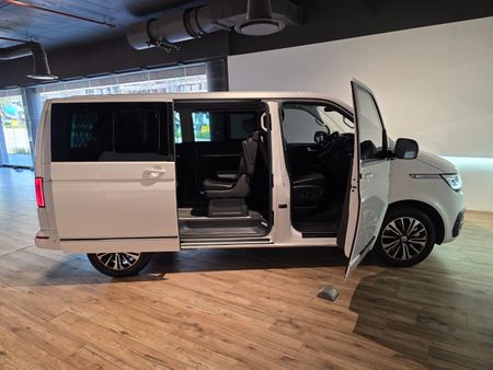 2022-Volkswagen-Caravelle-T61-20-BiTDI-Highline-Auto-4Motion-146kW_4