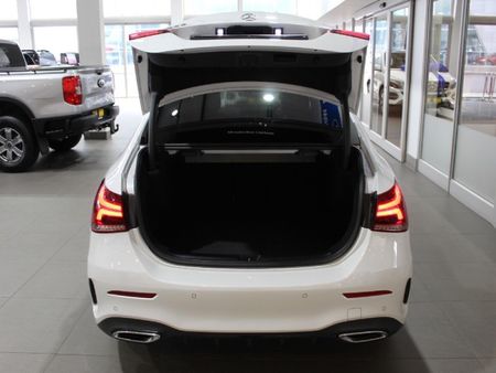 2022-Mercedes-Benz-A-Class-A-250-Sport-Sedan_10