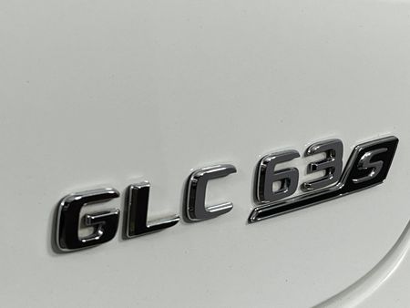 2022-Mercedes-AMG-GLC-63-S-AMG-Coupe-4Matic_11