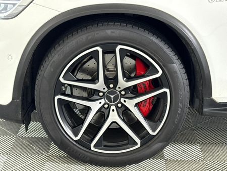 2022-Mercedes-AMG-GLC-63-S-AMG-Coupe-4Matic_4