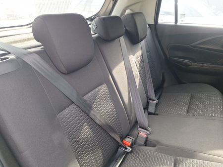 2026-Suzuki-Swift-12-GL_12