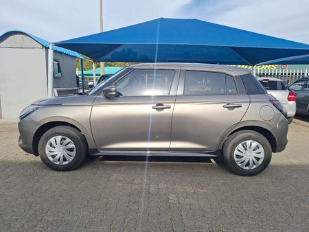 2026-Suzuki-Swift-12-GL_3