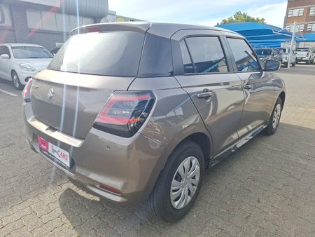 2026-Suzuki-Swift-12-GL_6