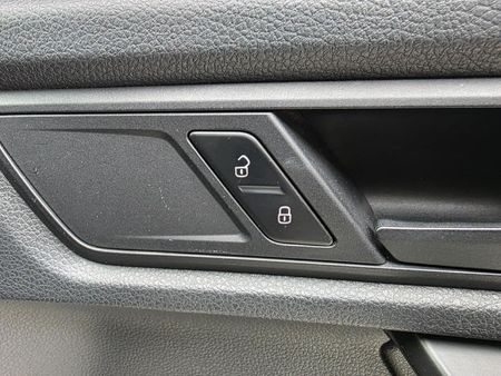 2019-Volkswagen-Caddy-Maxi-CrewBus-20-TDI_14