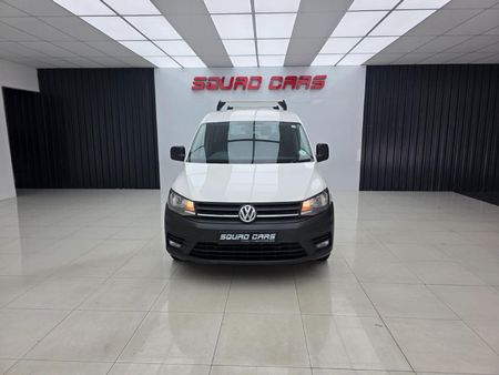 2019-Volkswagen-Caddy-Maxi-CrewBus-20-TDI_2