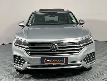 2018-Volkswagen-Touareg-30-TDI-V6-Executive_16
