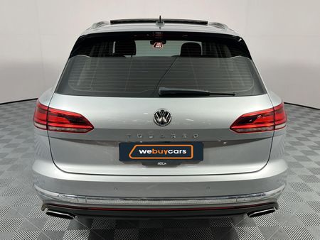 2018-Volkswagen-Touareg-30-TDI-V6-Executive_19
