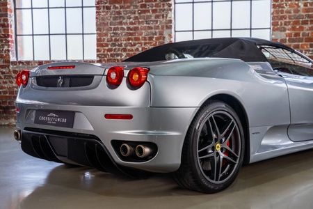 2008-Ferrari-F430-Spider-F1_18
