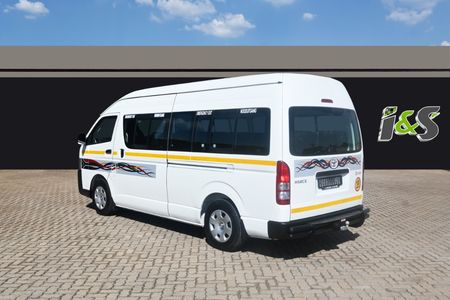 2020-Toyota-Quantum-25-D-4D-Sesfikile-16-seat_1
