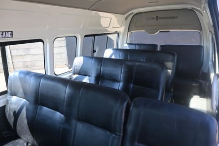 2020-Toyota-Quantum-25-D-4D-Sesfikile-16-seat_8