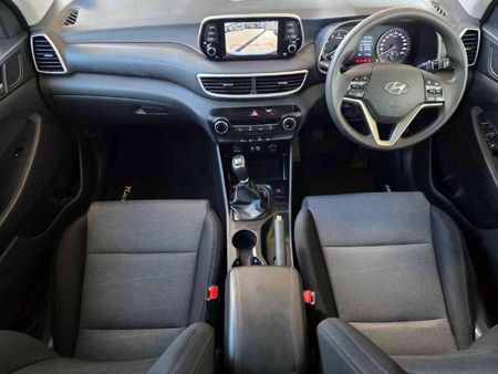 2019-Hyundai-Tucson-20-Premium_12