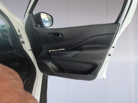 2026-Nissan-Navara-25-DDTi-PRO-2X-Auto-Double-Cab_14