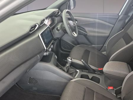 2026-Nissan-Magnite-10-Acenta_18