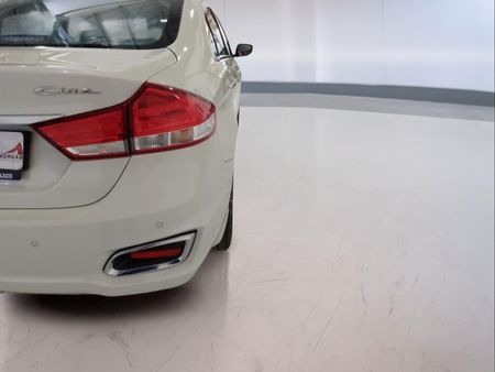 2023-Suzuki-Ciaz-15-GLX-Auto_11