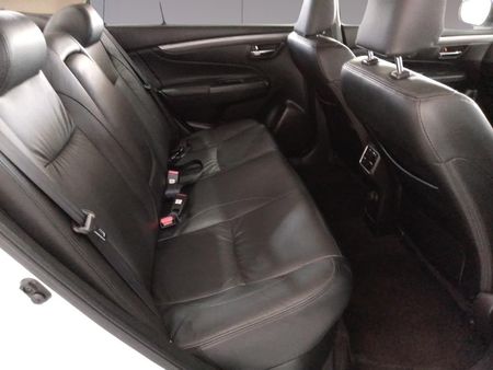 2023-Suzuki-Ciaz-15-GLX-Auto_16