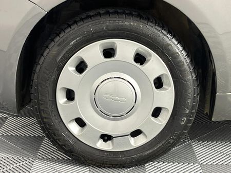 2017-Fiat-500-900T-Twinair-Lounge_2
