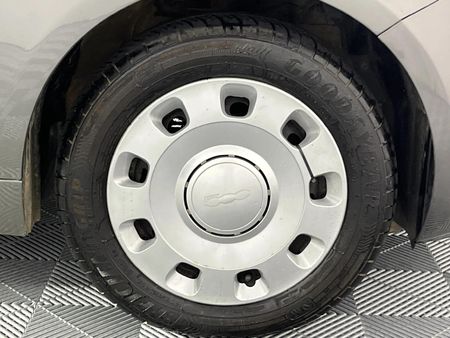 2017-Fiat-500-900T-Twinair-Lounge_3