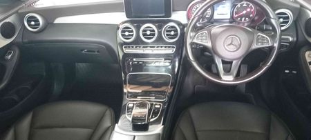 2016-Mercedes-Benz-GLC-220d-Diesel-Automatic_9