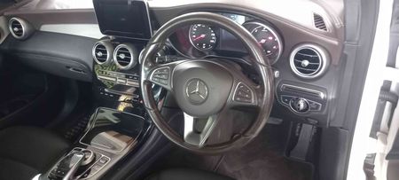 2016-Mercedes-Benz-GLC-220d-Diesel-Automatic_12